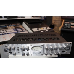 Avalon 737 used like new