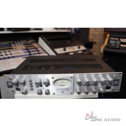 Avalon 737 used like new