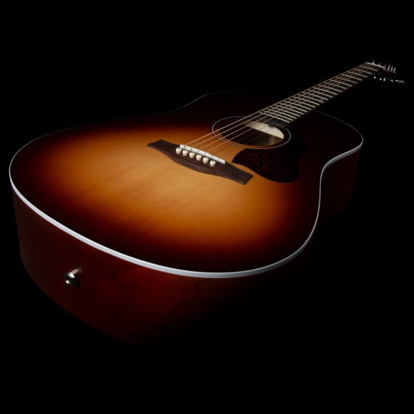 Guitar Seagull Entourage Autumn Burst CW Presys II