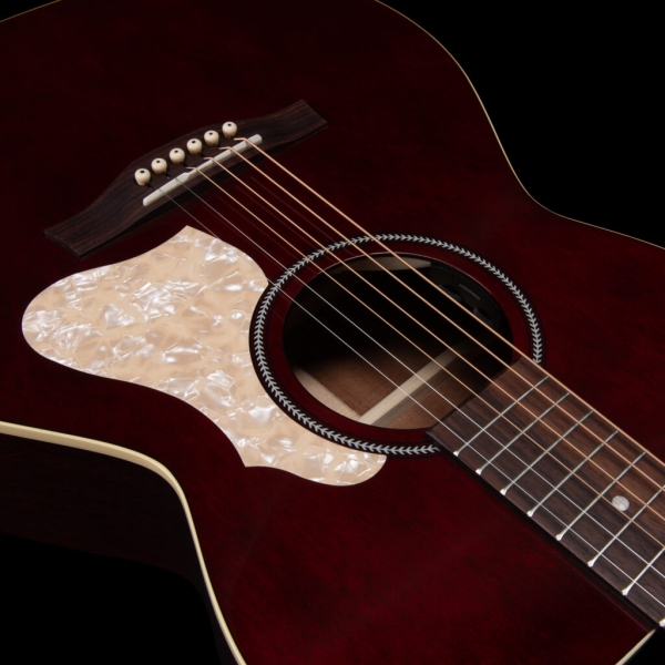 Guitar Seagull M6 Ruby Red CH EQ