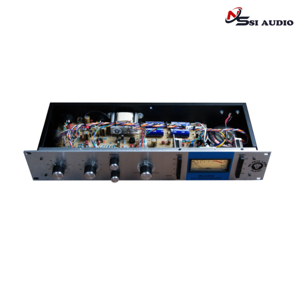 Black Lion Audio Bluey – Bộ Nén Tiếng FET Limiting Amplifier Tái Hiện Huyền Thoại 1176 Blue Stripe