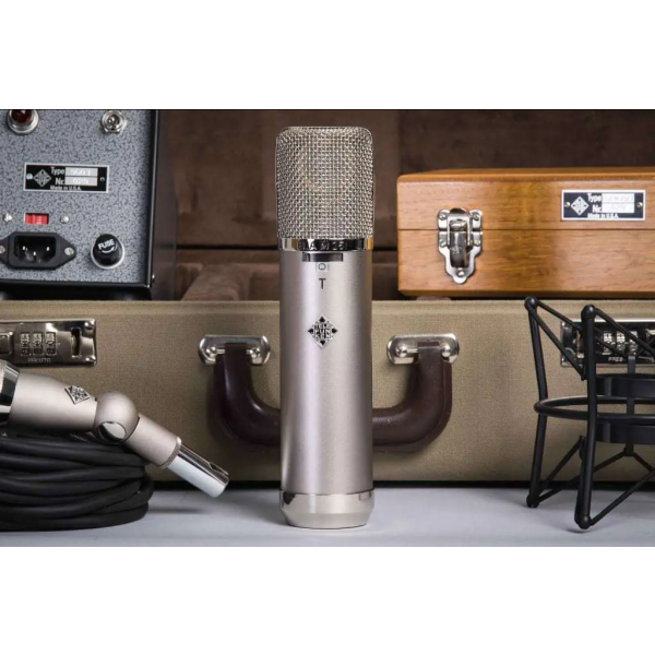 TELEFUNKEN ELA M 251T
