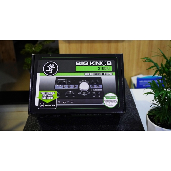 Mackie Big Knob Studio
