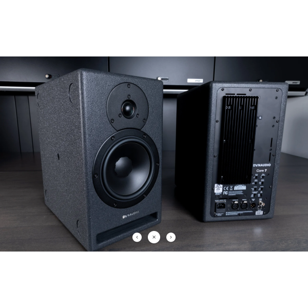 DYNAUDIO CORE 7  Loa kiểm âm