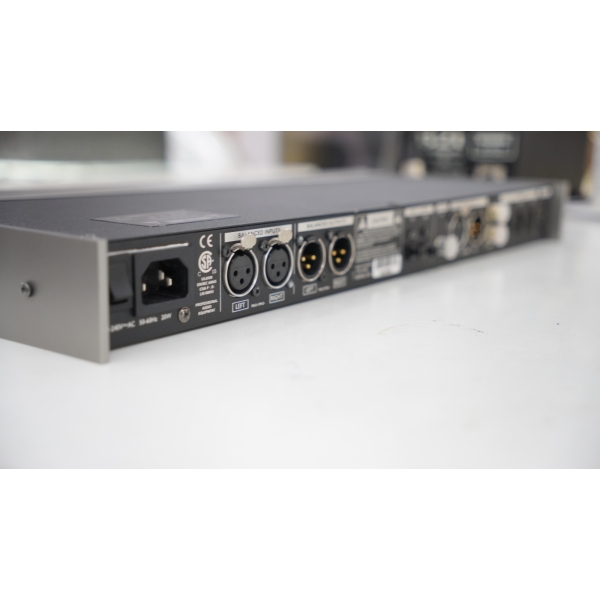 TC electronic reverb 4000 likenew