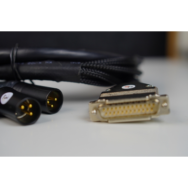 Dây Mogami Gold DB25-XLRM (3M)