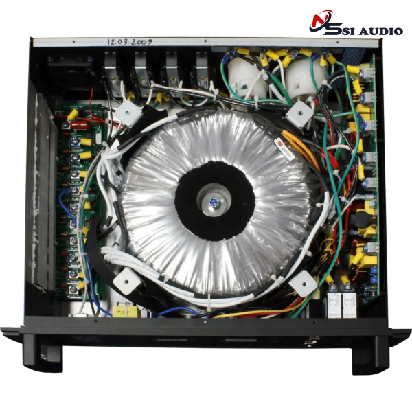 Furman P-3600 AR G (30A-230V) Lọc sạch Noise & Bảo vệ thiết bị