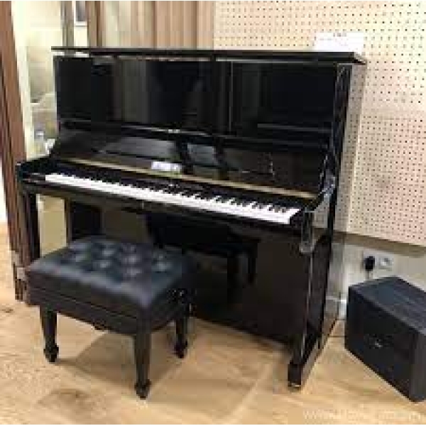 Kawai K-600