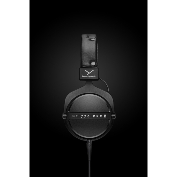 Beyerdynamic DT 770 Pro X  - Tai nghe kiểm âm chụp tai - Close Back có dây