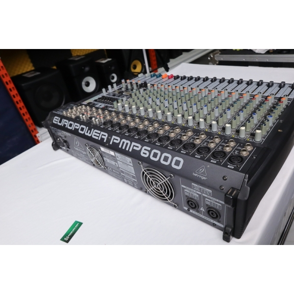 PMP6000 Mixer Behringer Liền Công Suất 1.600w 20 channels 2 x FX - HÀNG TRƯNG BÀY