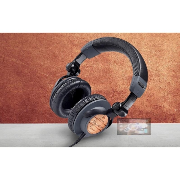Ultrasone Signature Pulse - Gemany Tai Nghe Kiểm Âm