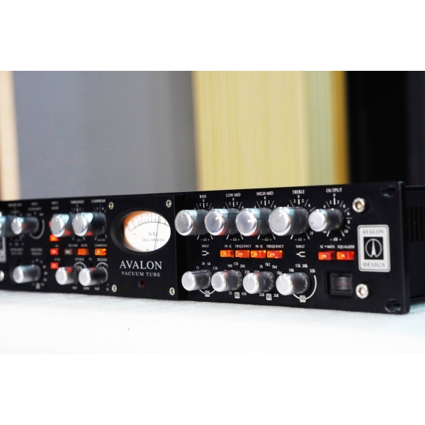 Avalon 737sp Black Like New
